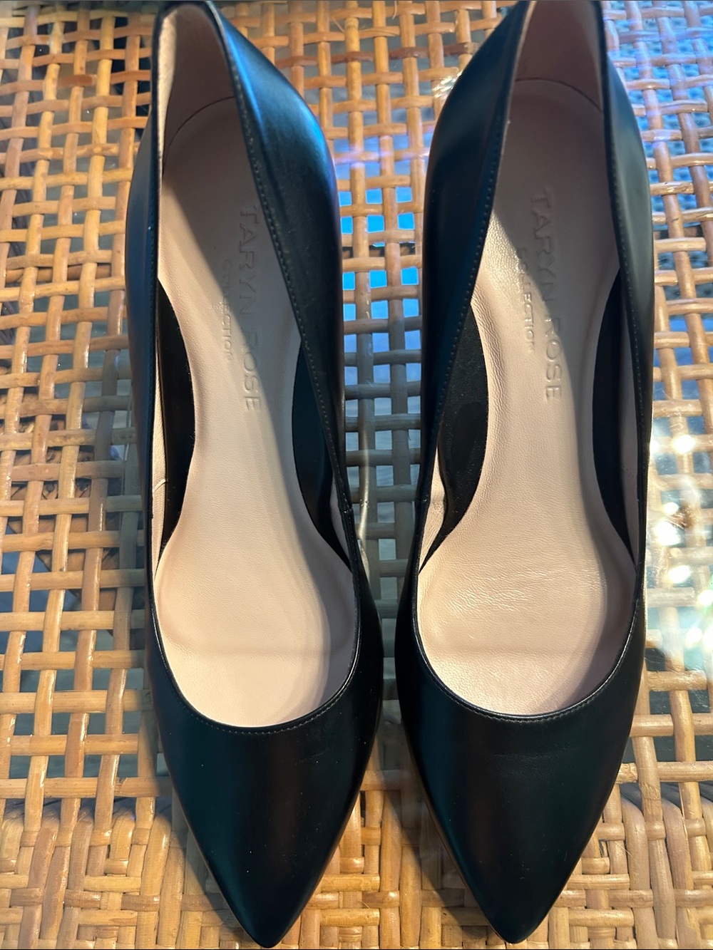 Taryn Rose Black Pointed-Toe Leather Pumps